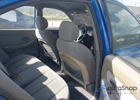 2004 Hyundai Elantra Gls/Gt из США, поврежденный, VIN KMHDN46D94U871350